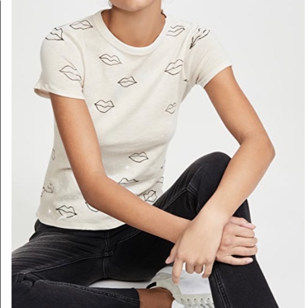 Chaser lips tee with fun splattered paint.